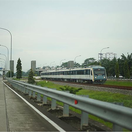 My Studio Hotels Kualanamu Airport Medan Extérieur photo